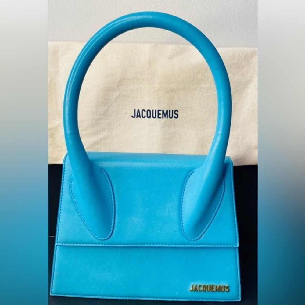 Jacquemus LARGE Le Chiquito Grande With Certificate of Authenticity Like New